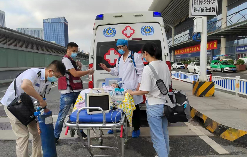 垣曲县救护车出租公司